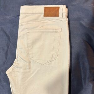 Perry Ellis Men's Beige Slim Jeans